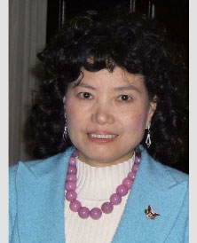 Serina Moy, President